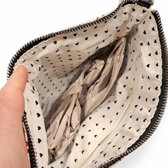 NWT Brighton Canvas Colorful Heart Crossbody Bag Beautiful Gift - Picture 3 of 3